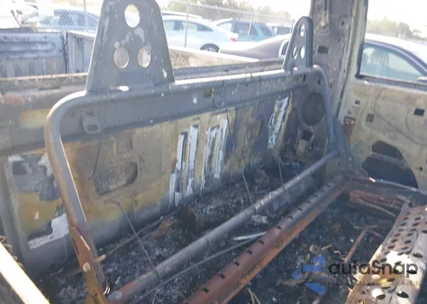 2003 Ford F-250 Xl/Xlt from USA, damaged, VIN 1FTNF21L83EC06408